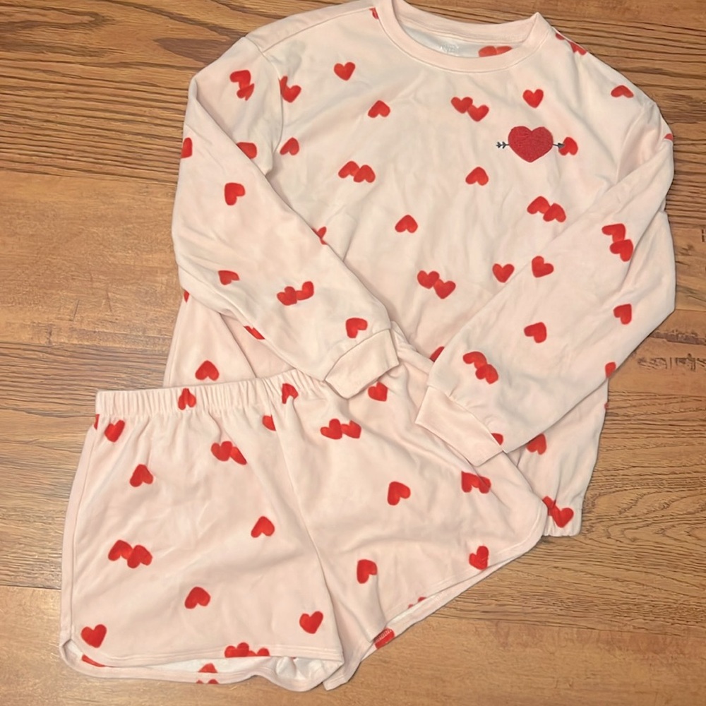 Girl’s Fleece Valentines Pajamas, Size 14